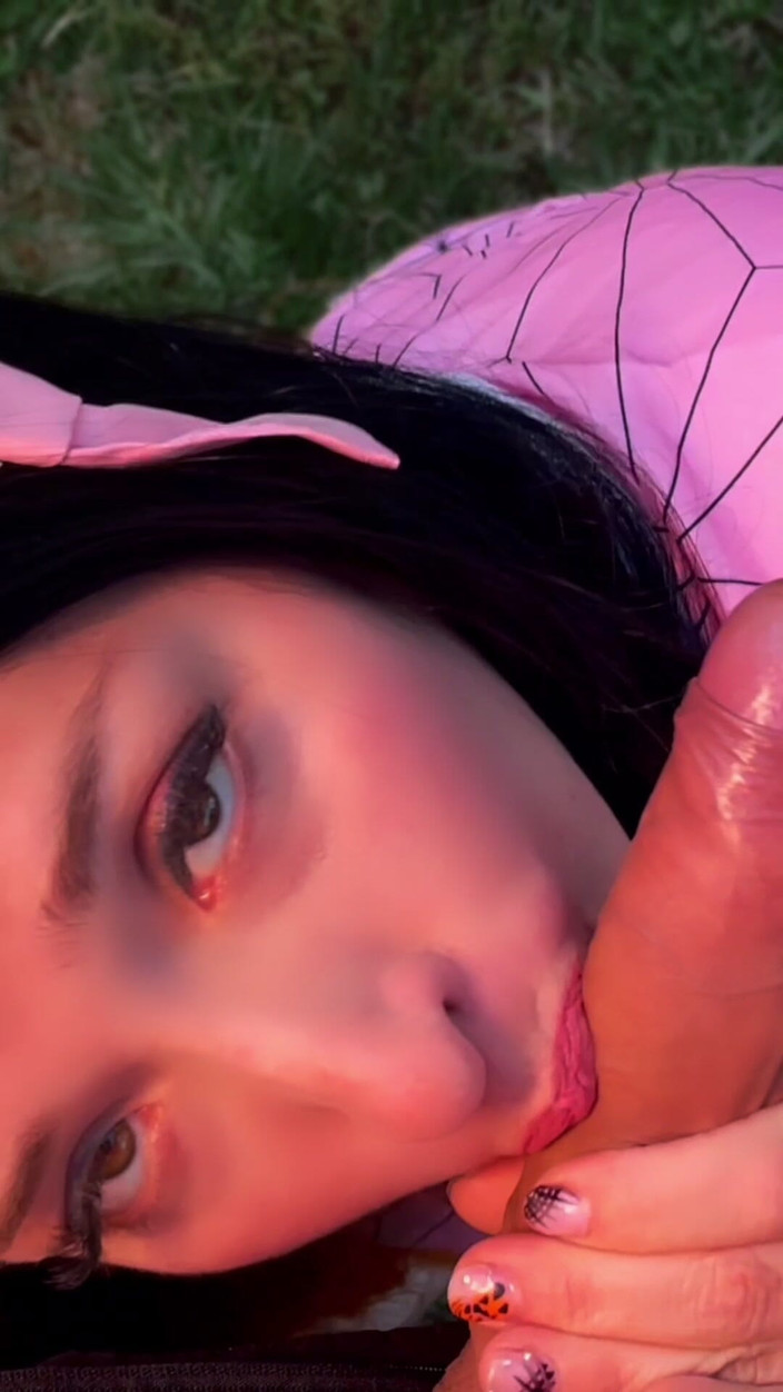 Kate jenn: Gros nichons cosplay nezuko (démon slayer hentai)