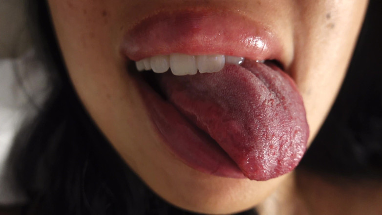 Asmr_mouth: Adoro leccarti in posizione di posa