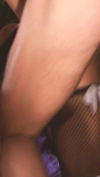 Klädda brudar scen-4_busty brunett pigor som har sex tillsammans med sina chefer