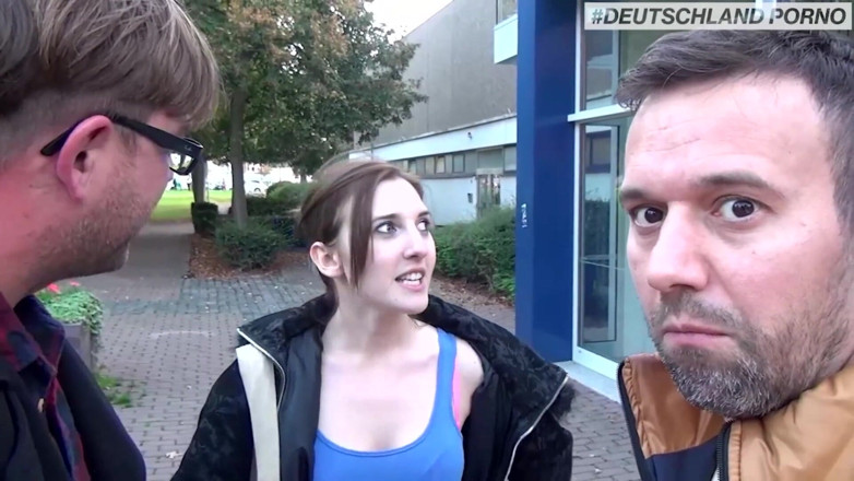 Deutschland porn: 후배위 체위로 따먹히는 뚱뚱한 자지 보지