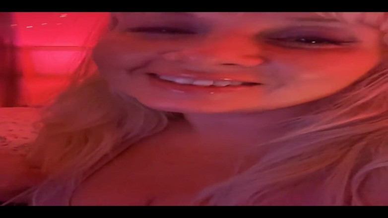 PaintedRose Taboo Femdom Fetish MILF: Снимки мороженого получает дикий лол mp4