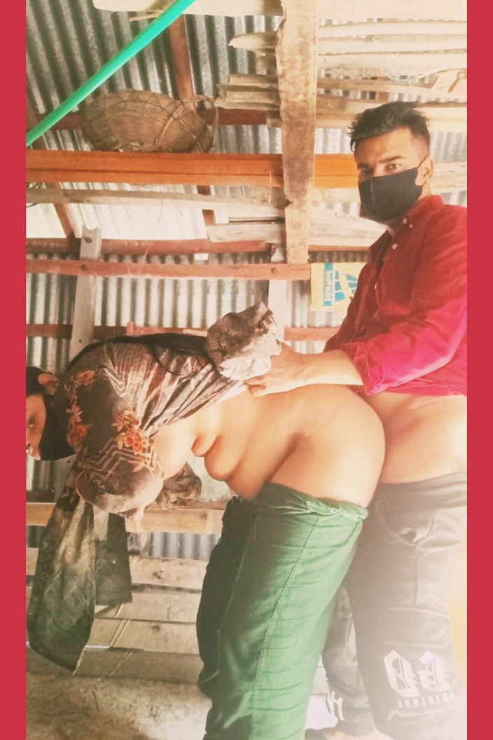 Taniyaxx: Pareja india
