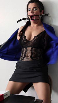 Nonstop kneblowanie - Dildo Ballgag Sytuacja