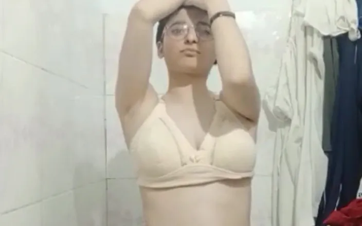 MehwishAly: My Czn Making a Video for My Fans 1