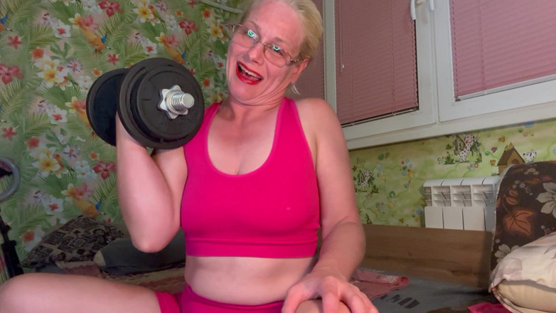 Putarankahotmilf: Dumbbell Lift, Fetiș cu mușcături, Cerșește spermă