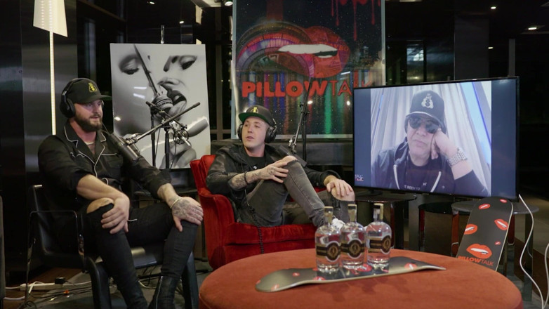 Pillow Talk: Gene Simmons na S * x i Rock N ' Roll