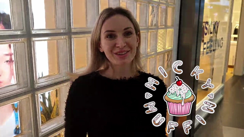 Micky Muffin Studio: Blowjob in the Shopping Centre