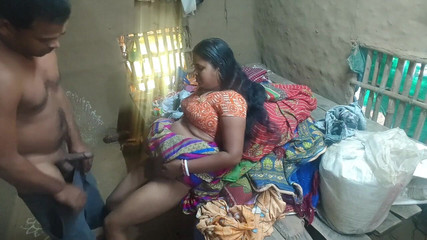 Raju Raju: Penisim baldızın amına girince eğlenceliydi. Hintli desi kızlar sakso videosu