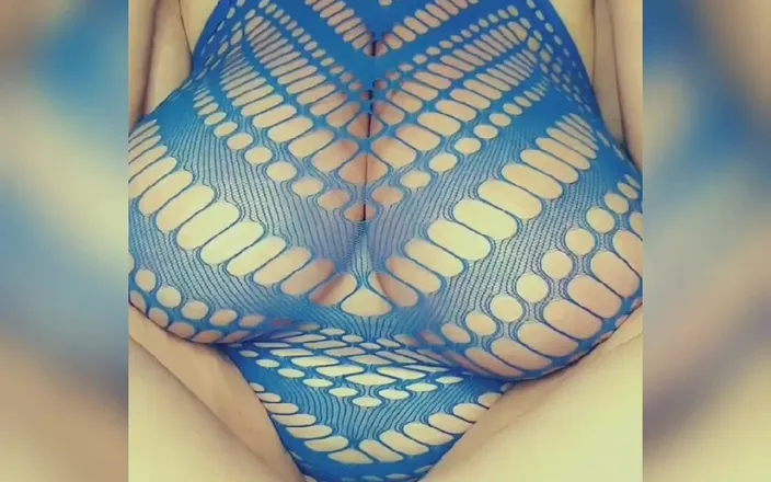 JJ Jewel BBW: BBW MILF Oils &amp; Plays with 36jj Boobs