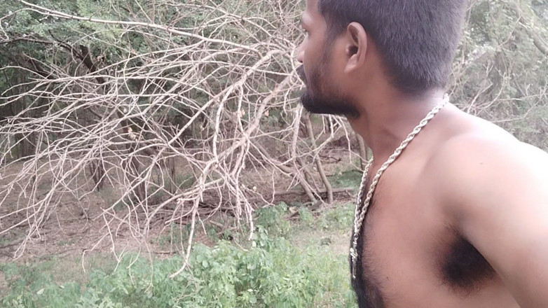 KUMBHA MANOJ KUMAR: Xhard - Mergând la toaletă în pădure strângere de mână