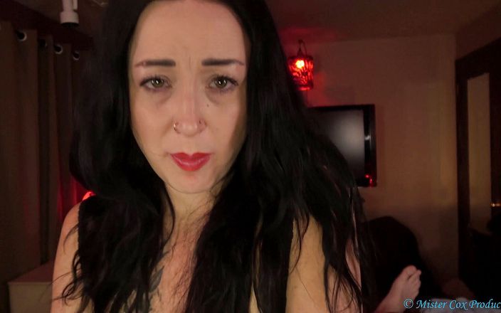 MrxMrsCox: La belle-mère de Ricky a très envie du sperme de...