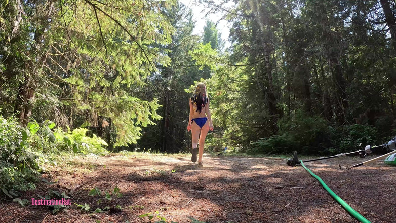 Destination Kat: Mnoho čůrání čůrací kompilace