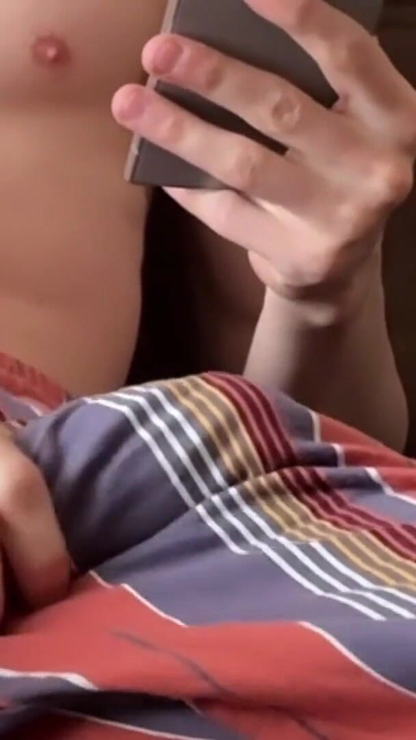 Guys with Big Dicks Fuck Tight Twink Asshole (Ethan Lestray) Guys with Big Dicks Fuck Tight Twink Asshole (Ethan Lestray)
