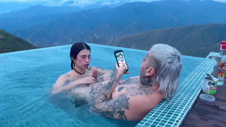 Katty Blake: Tinder Randevusu Arka Planda Chicamocha Kanyonu ile Açık Havada Seksle...