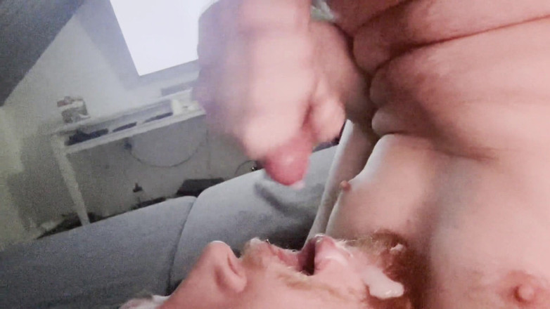 UncutCock22: 私の最初の『Pee Own Seed in Mouth』とのコンピレーション