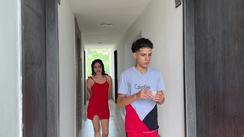 BritannySexxx: My Neighbor Takes Advantage and Asks Me for Anal Sex...