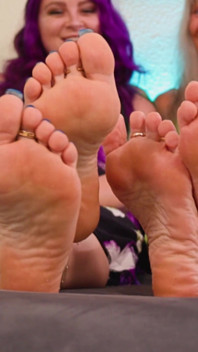 Badd Kitty Katt y gilf Leilani Lei - instrucciones de paja de doble pie