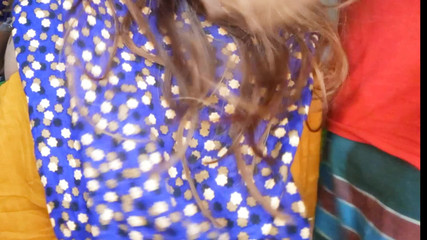 Ruhulbd: Üvey erkek kardeş büyük götlü desi üvey kız kardeşini sikmeye hazırlanıyor