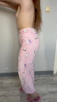 Babacığım göğüslerimi ve sevimli götümü sevdiğini biliyorum:)