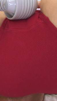 ホットな3Pでファックされた日本のショルティーン