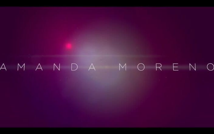 Amanda Moreno: Fru Moreno MILf slampa