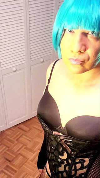 kandiKane: Con đĩ Sissy Kandi áo nịt ngực gợi cảm lắc cu Trance...