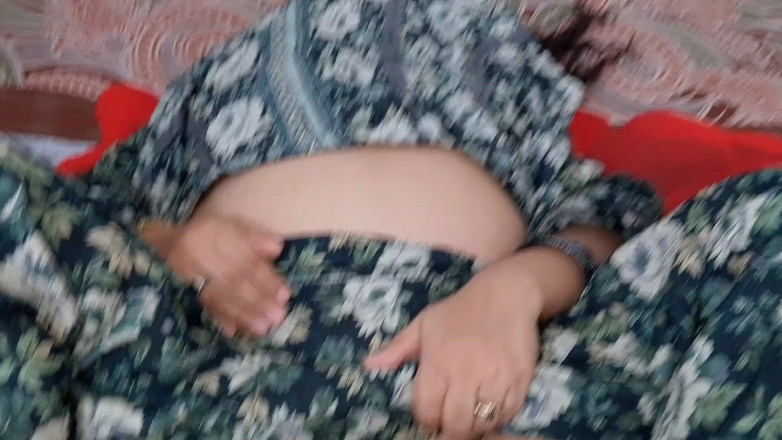QueenbeautyQB: Üvey anne üvey oğluna cebine ne sakladığını söyledi