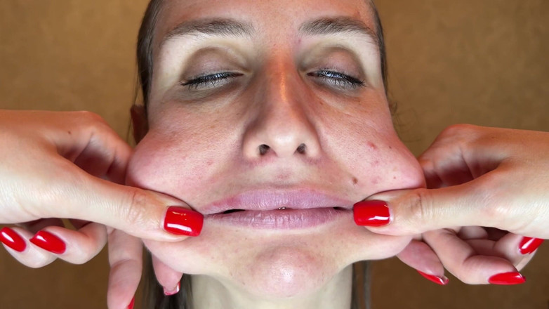 Hottie goddess: Cheek Stretch Hurt Tears &amp; Screams Revenge POV