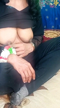 Ấn Độ viral bhabi đụ lỗ hậu mạnh bạo và thô bạo