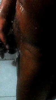 Melancap di bilik mandi 'over Shot'