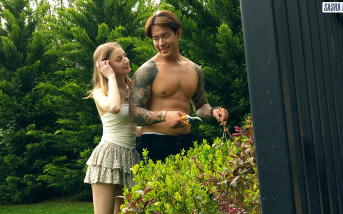 Sasha Paige: Cute Homemade Girl Fucked with Her Asian Gardener Titus Low...