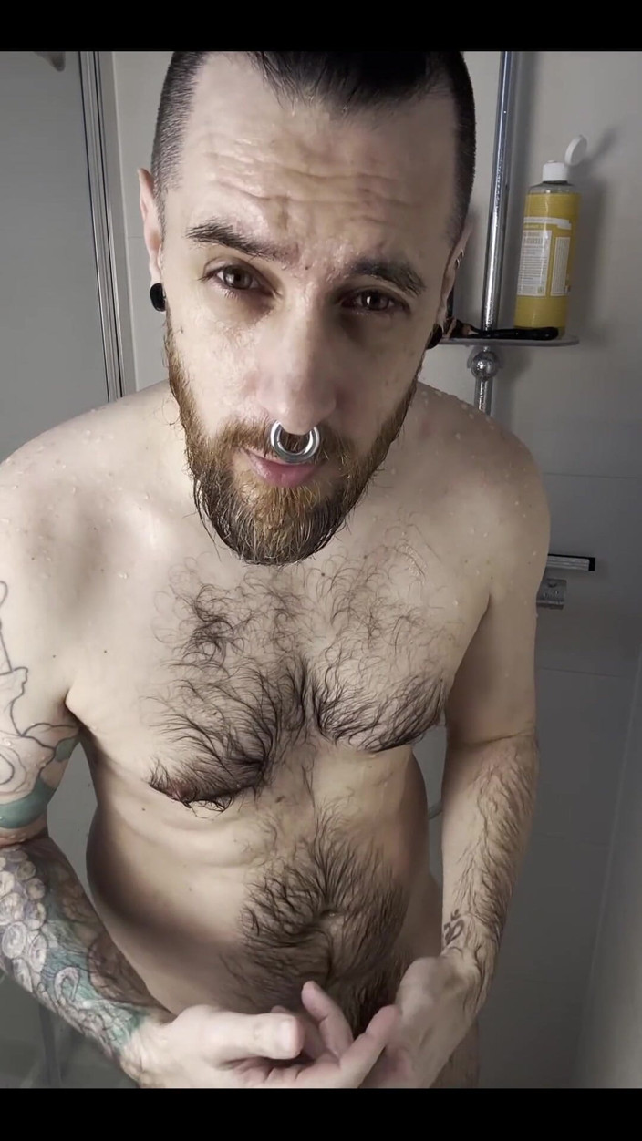 Maxx Obsidian: Shower with Me After the Gym!