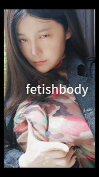 Fetish puting besar menyembah tetek tetek memerah payudara