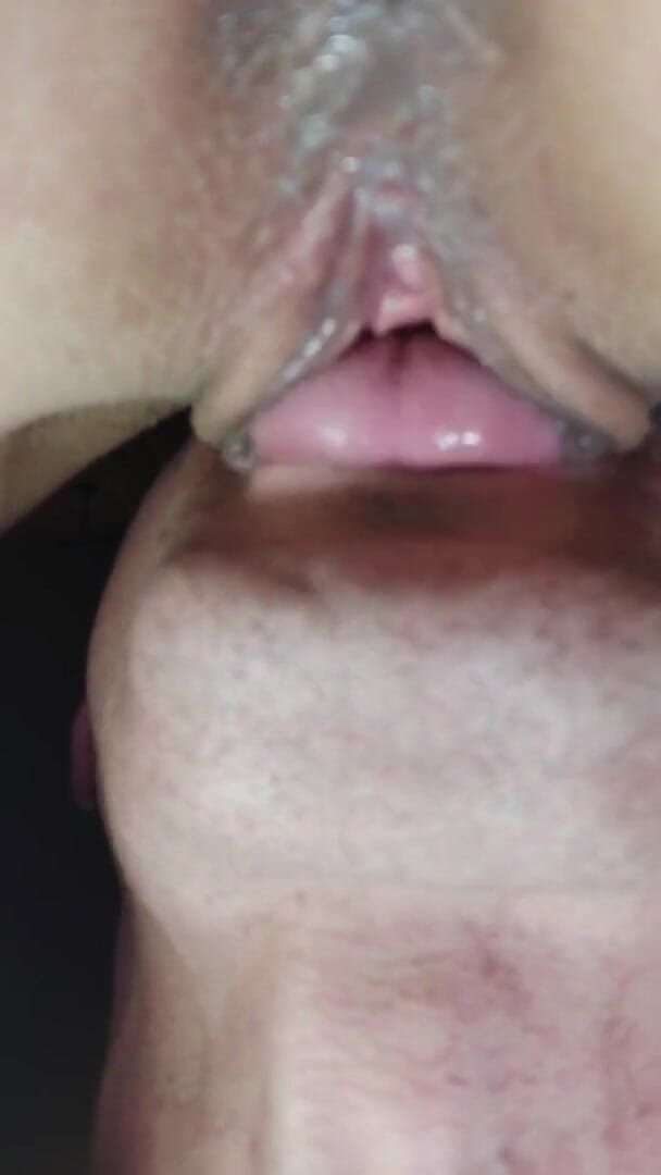 Wet Pussy Fuck: Teen's wet pussy is licked dripping pussy close up