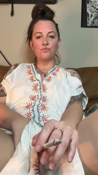 Kouření fetiš milf masturbace
