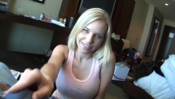 Femdom Sex: Blondes teen zeigt dir, wie du einen handjob gibst