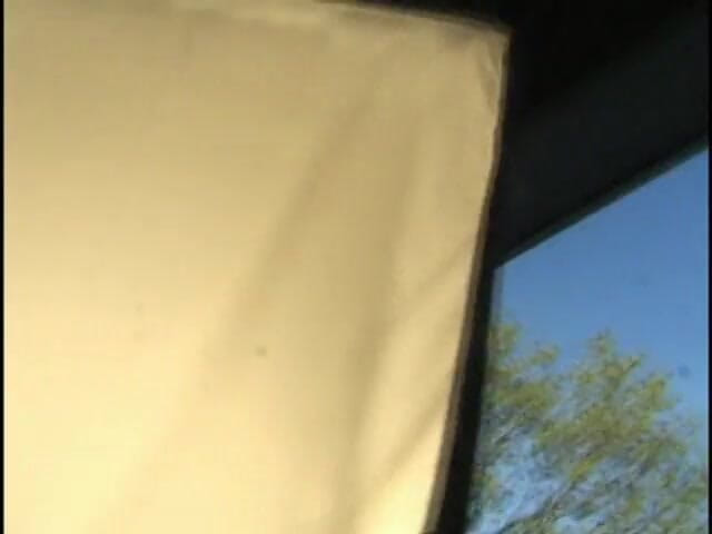 Outdoor pervs: 배다른 아들에게 따먹히는 배다른엄마