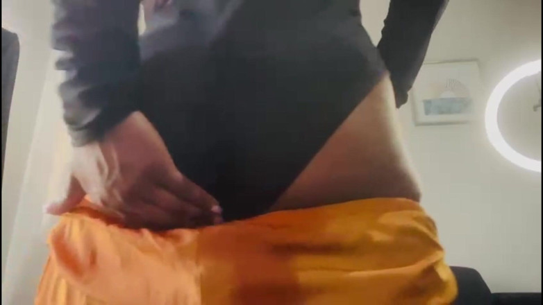 Maeling: Shrunk Boyfriend Stuck in Fart Anal Chamber