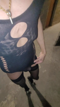 La Cave a Pute De Vanessabitchx [19au25] Mon Futur Gloryhole Pctrv91