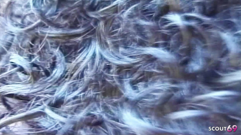 Shemale TS Collection: ブロンドの痩せたレディーボーイが初デートで屋外でアナルに犯される