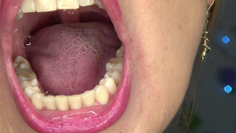 Angel eyes studio: Bawiłem Się Moim Języczkiem, Językiem I Ustami Przed Lustrem