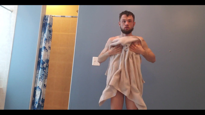 TalenJames: Bekijk me douchen