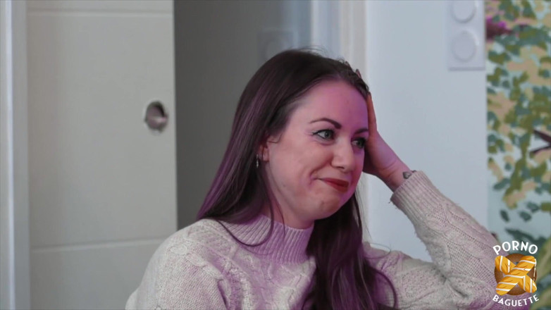 Porno Baguette: Leslie, Nadržená Brunetka, Chce tvrdého ptáka