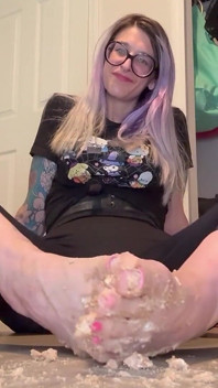 Eating Tiramisu From My Size 16 Feet
