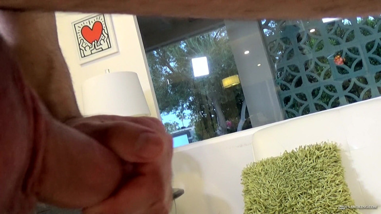 Boys Smoking: Il fumo di un cazzo super figo ha bisogno del...