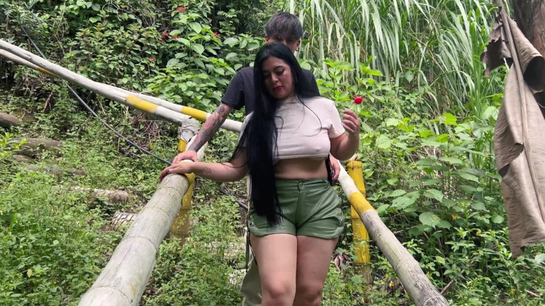Anotonella-jones: Salgo De Paseo Con Mi Hijastro Terminamos Follando Hasta Corrernos...