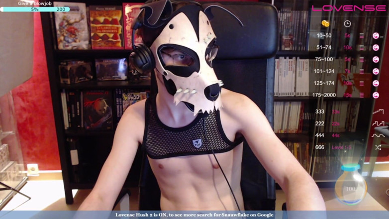 Snauwflake: Snauwflake se baví na chaturbate - část 9