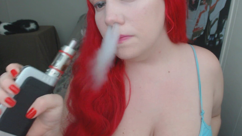 Scarlet Vixen: Husten-fetisch - Verdampfen husten