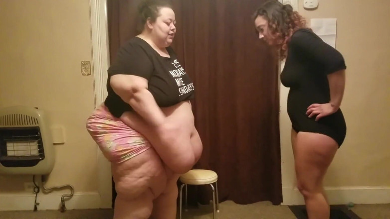 Full Weight Productions: Queen Nora &amp; Rainbow ยก นั่ง และพักผ่อน
