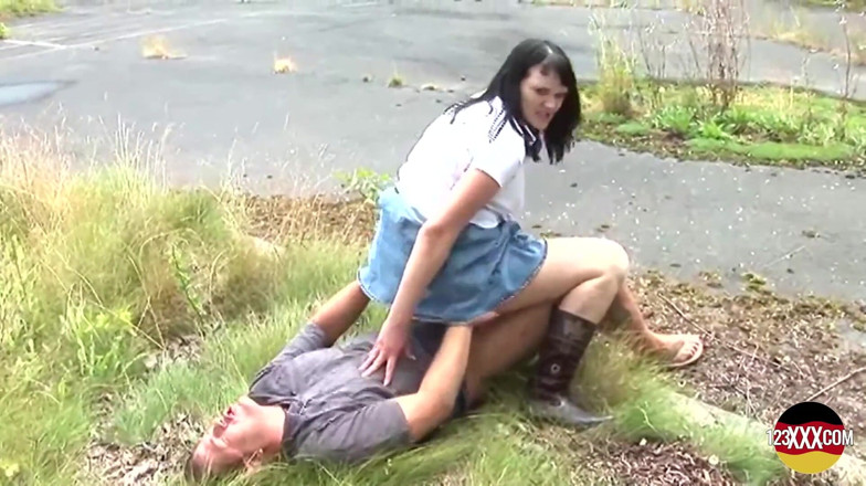 123XXX - Fucked Amateurs in Germany!: Naughty Slut Gets Fucked and Facialzed Outdoors